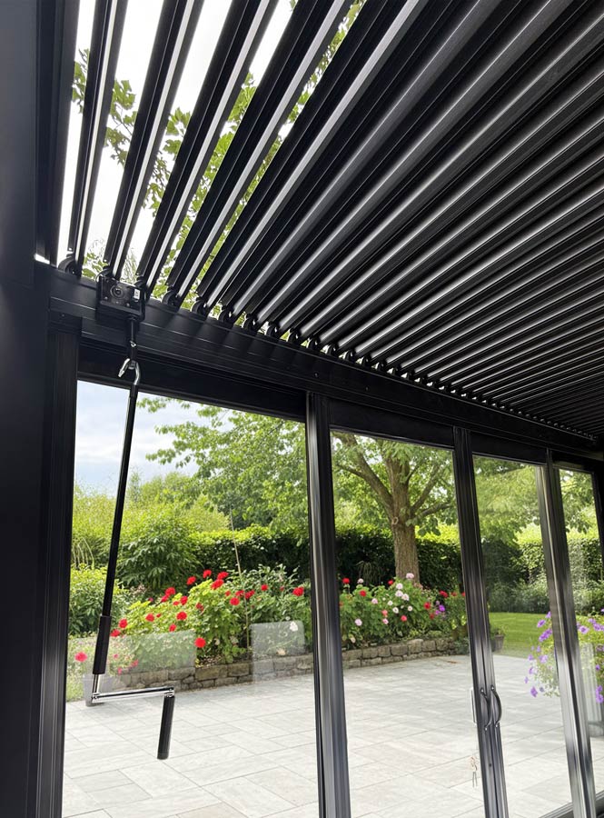 SLP-4x3-photo-906-665x900